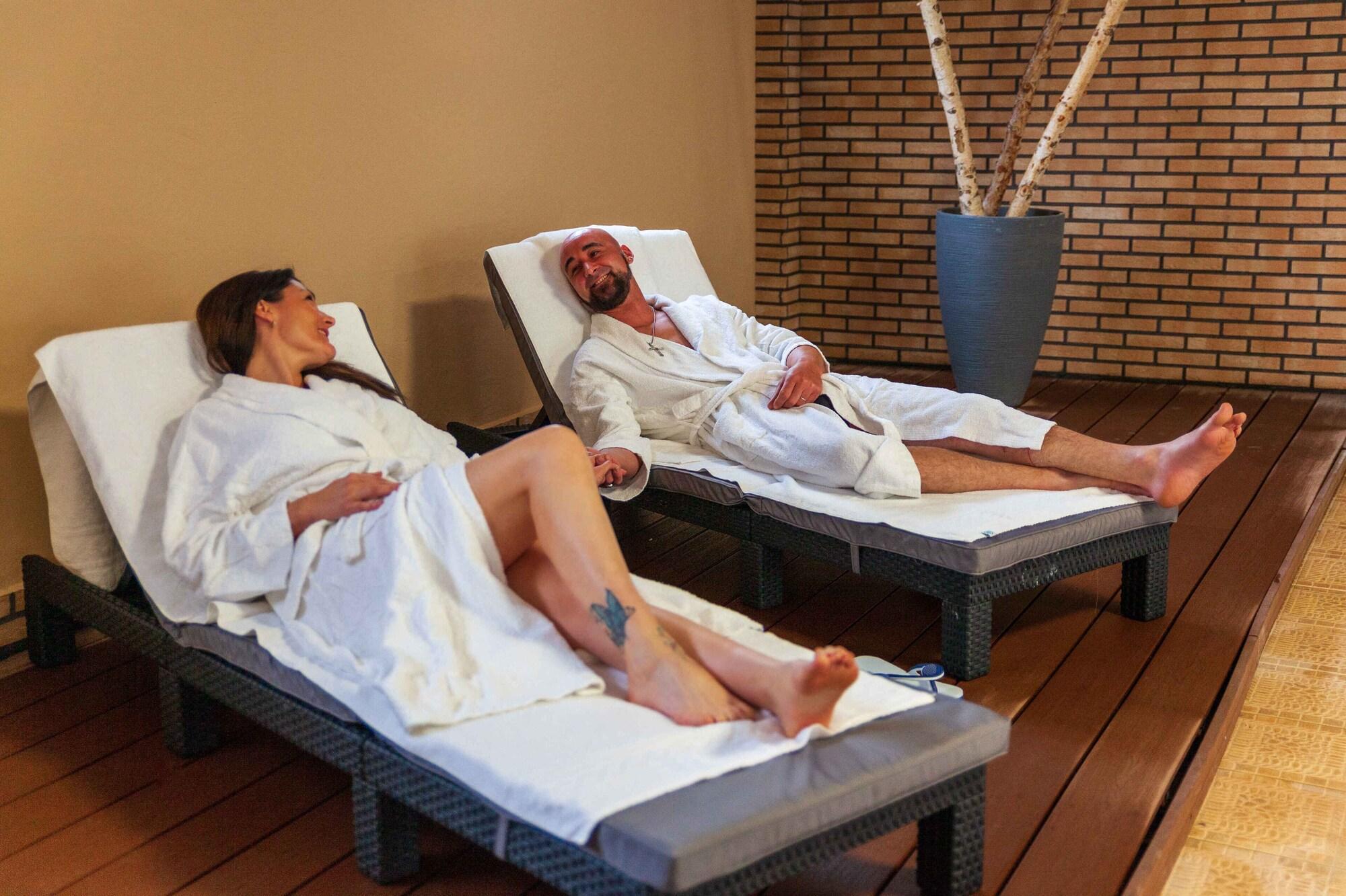 The Originals City, Relax'Otel & Spa, Le Barcares Exterior photo
